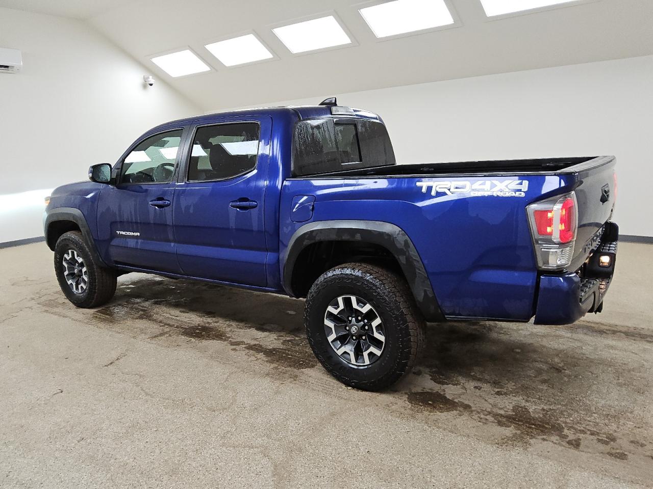 Lot #3318910924 2022 TOYOTA TACOMA DOU