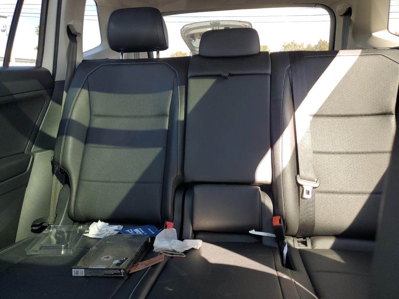 VOLKSWAGEN TIGUAN SE