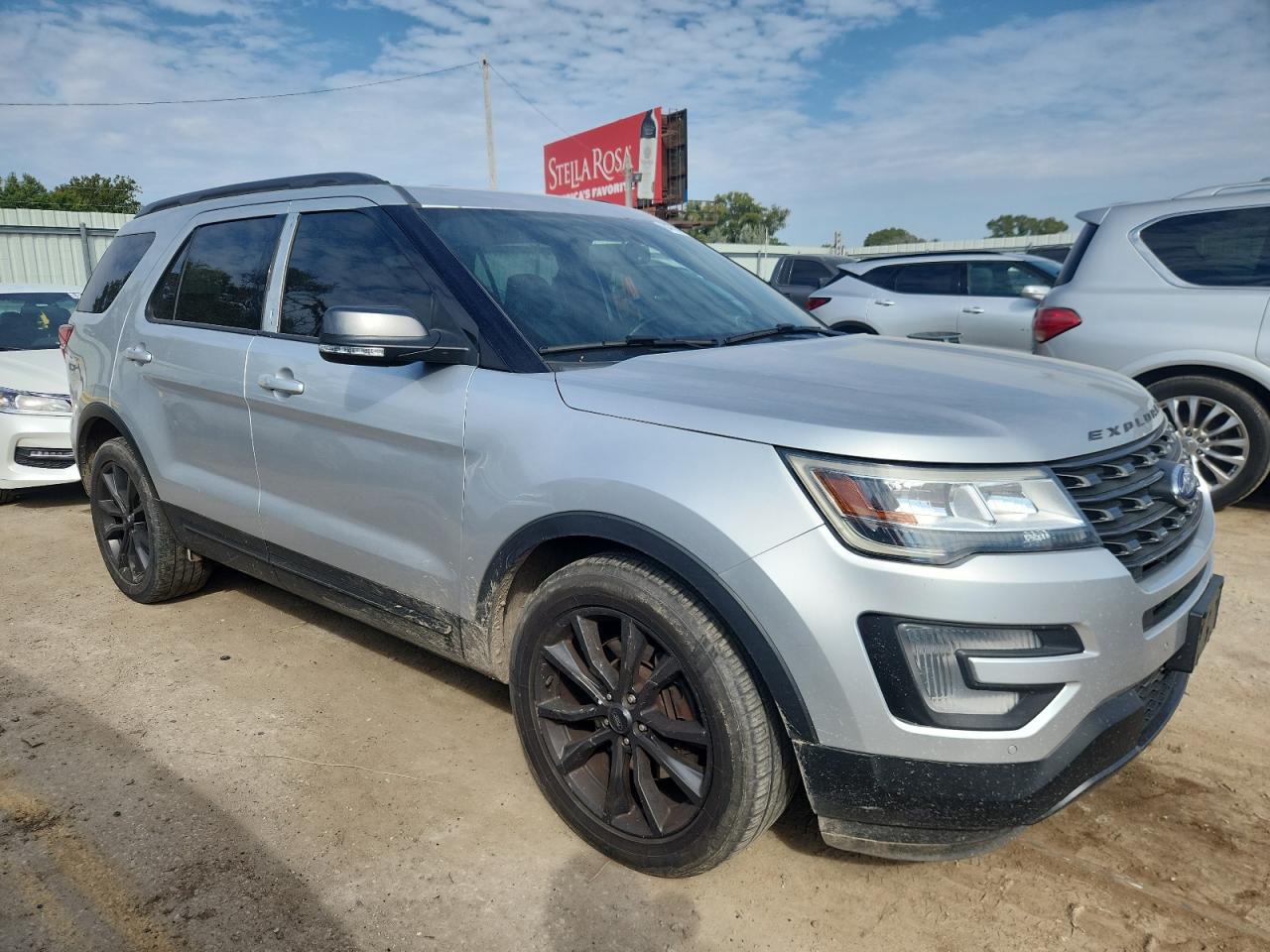 FORD EXPLORER XLT