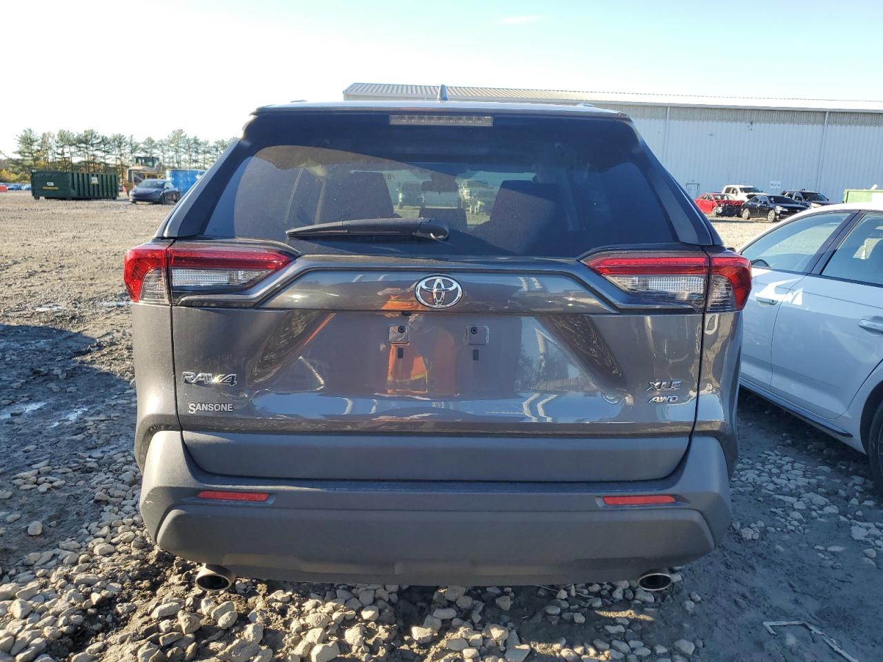 TOYOTA RAV4 XLE