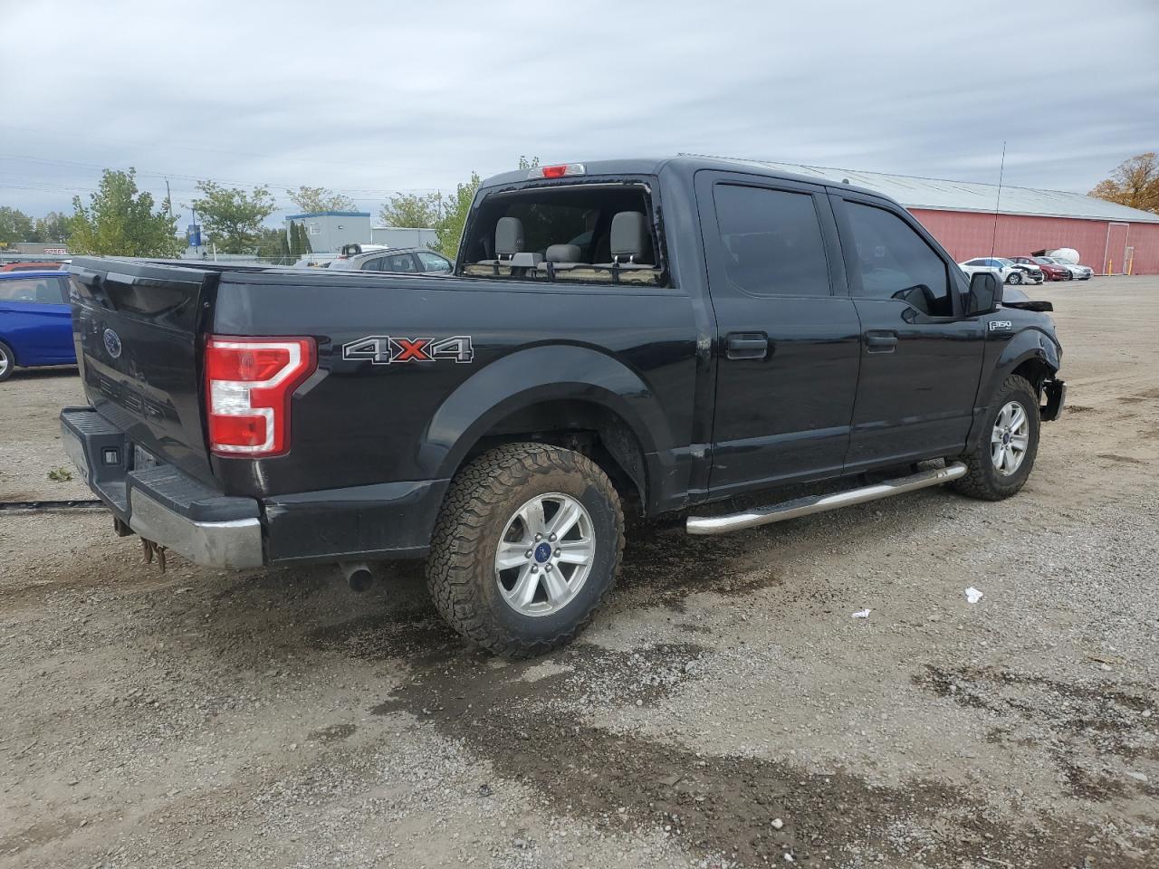 FORD F-150 SUPERCREW
