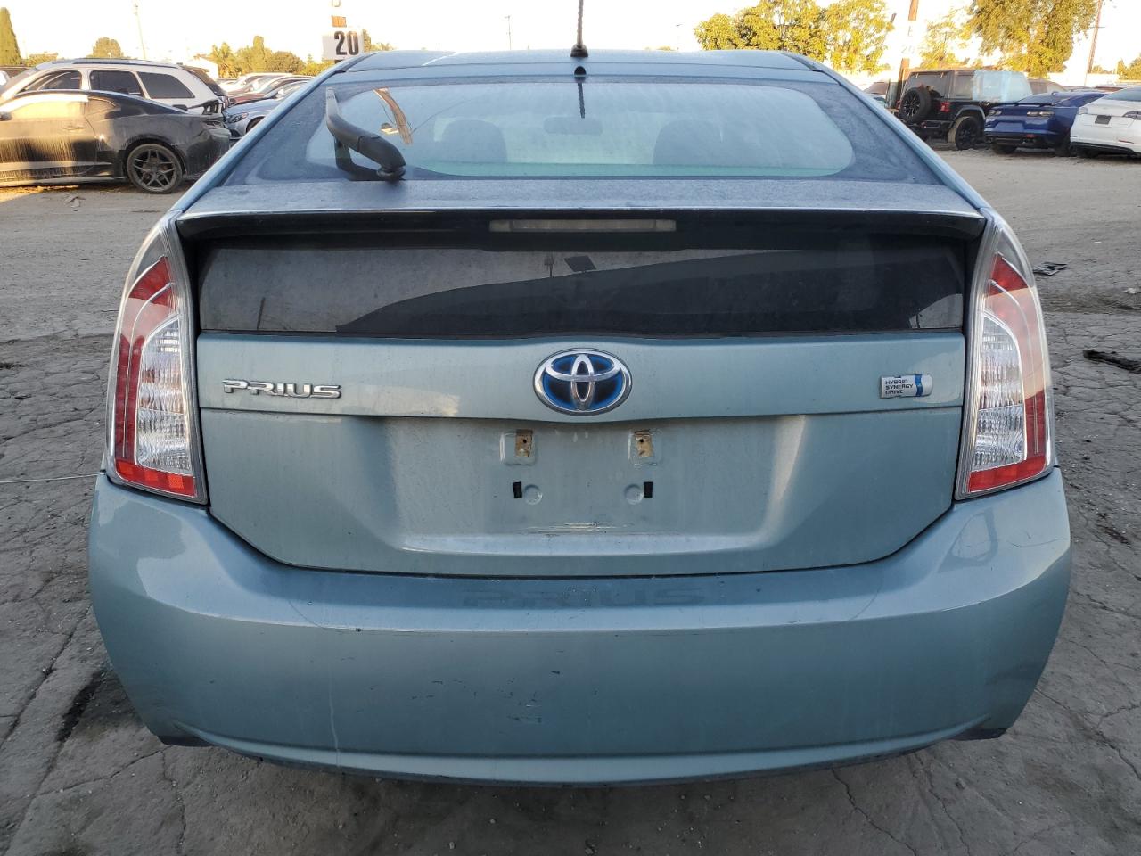 TOYOTA PRIUS
