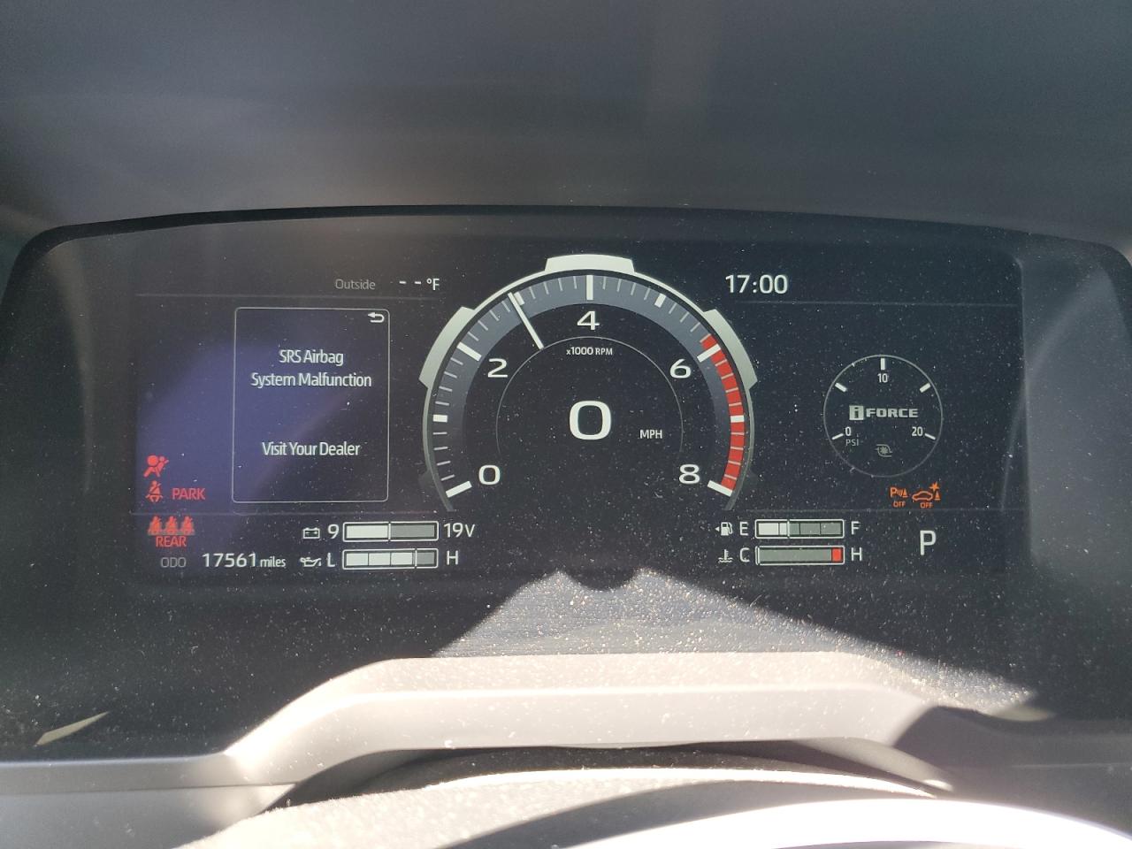 TOYOTA TUNDRA CREWMAX PLATINUM