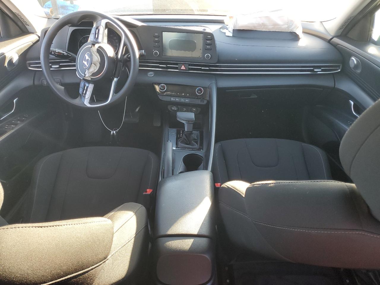 Lot #3315909084 2021 HYUNDAI ELANTRA SE