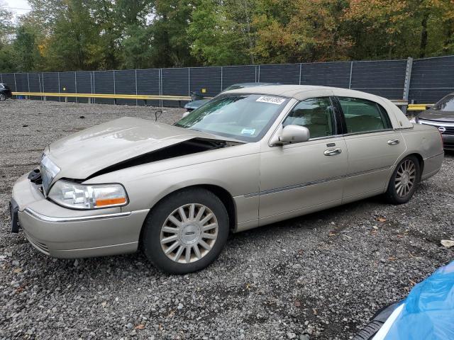 LINCOLN TOWN CAR E