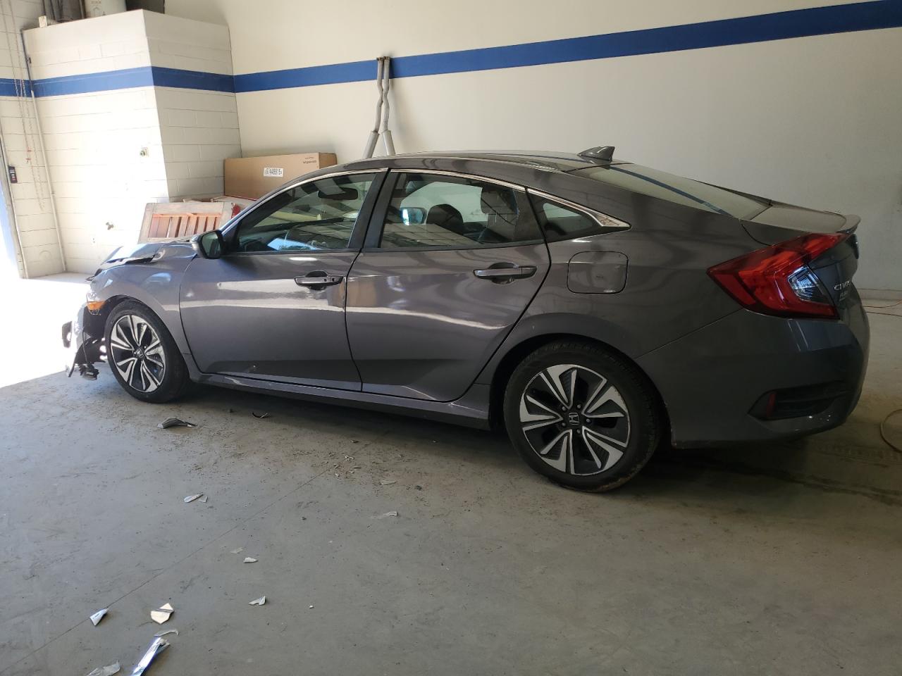 Lot #3302870926 2018 HONDA CIVIC EXL