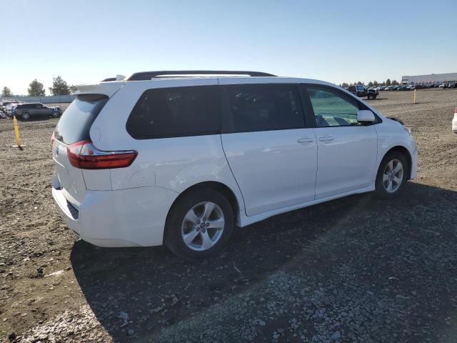 2018 TOYOTA SIENNA LE 5TDKZ3DC3JS917596