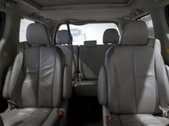 2011 TOYOTA SIENNA XLE - 5TDYK3DC2BS005042