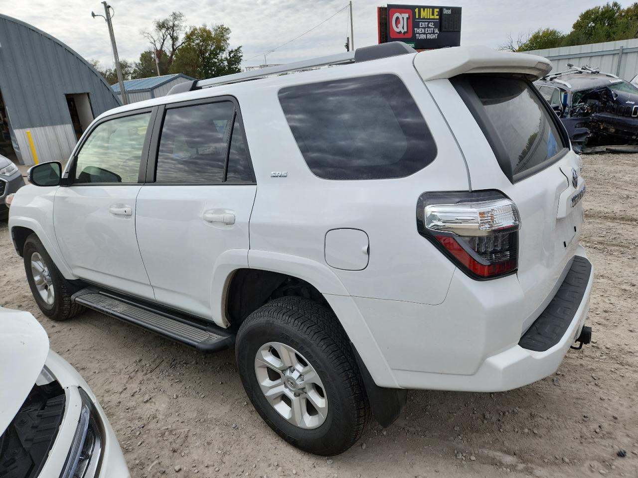 TOYOTA 4RUNNER SR5/SR5 PREMIUM