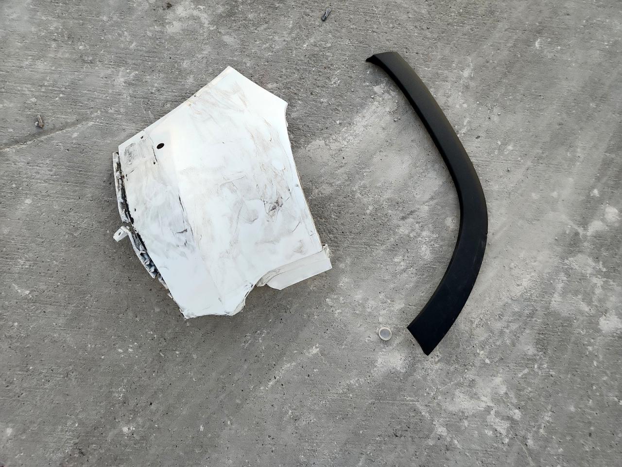 MERCEDES-BENZ EQB 300 4MATIC