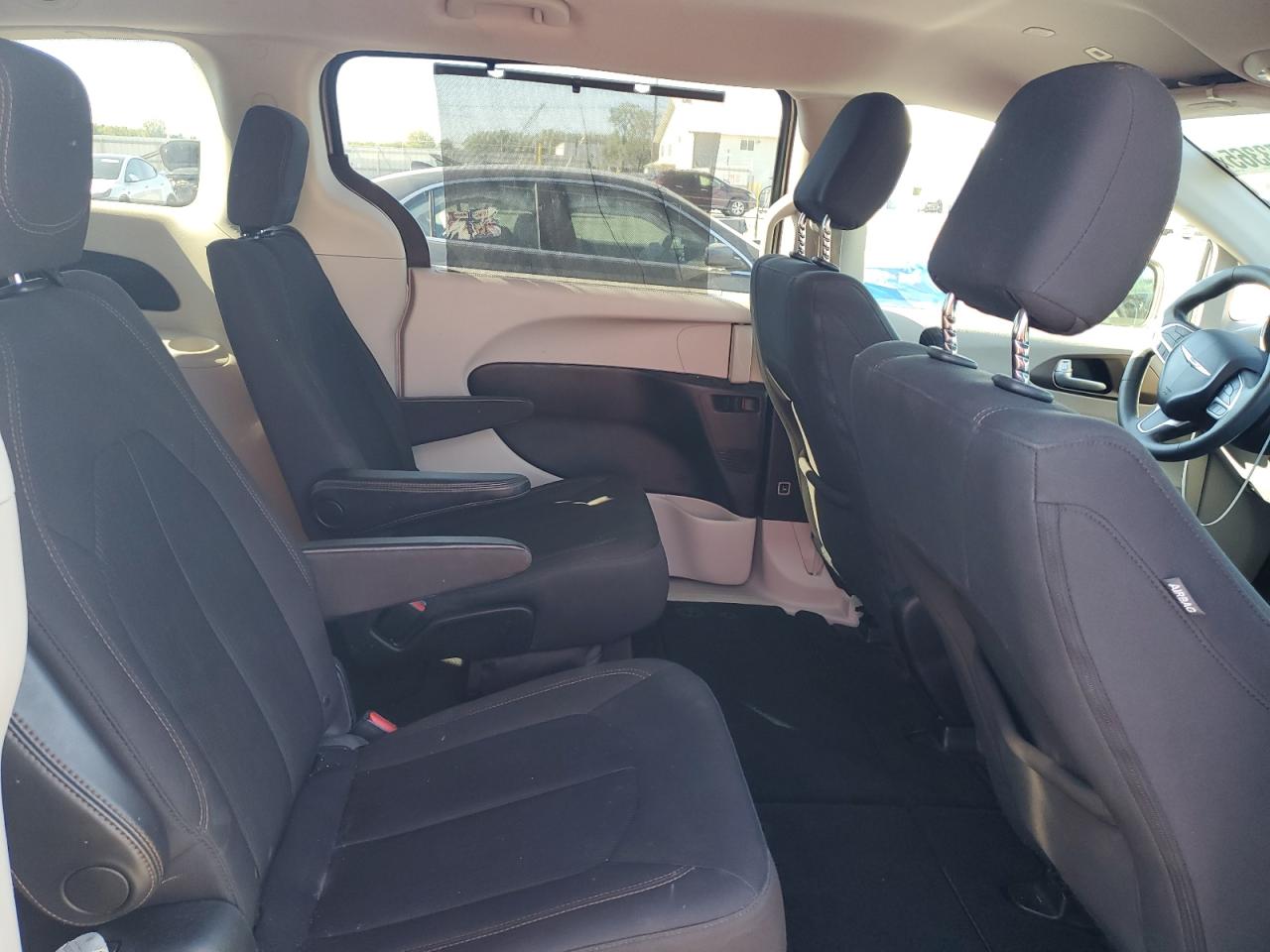 CHRYSLER PACIFICA TOURING PLUS