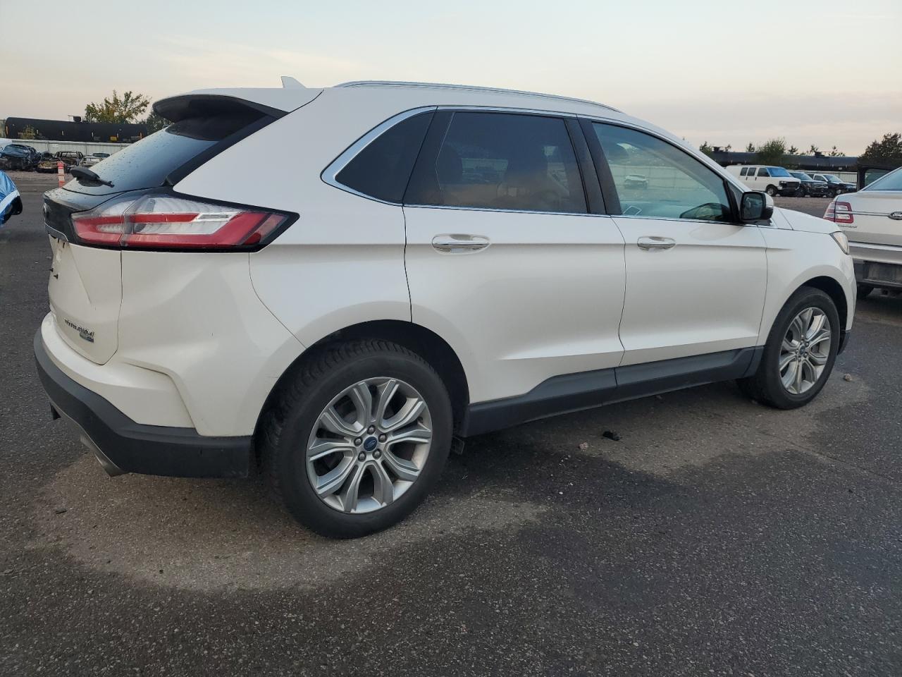 FORD EDGE TITANIUM