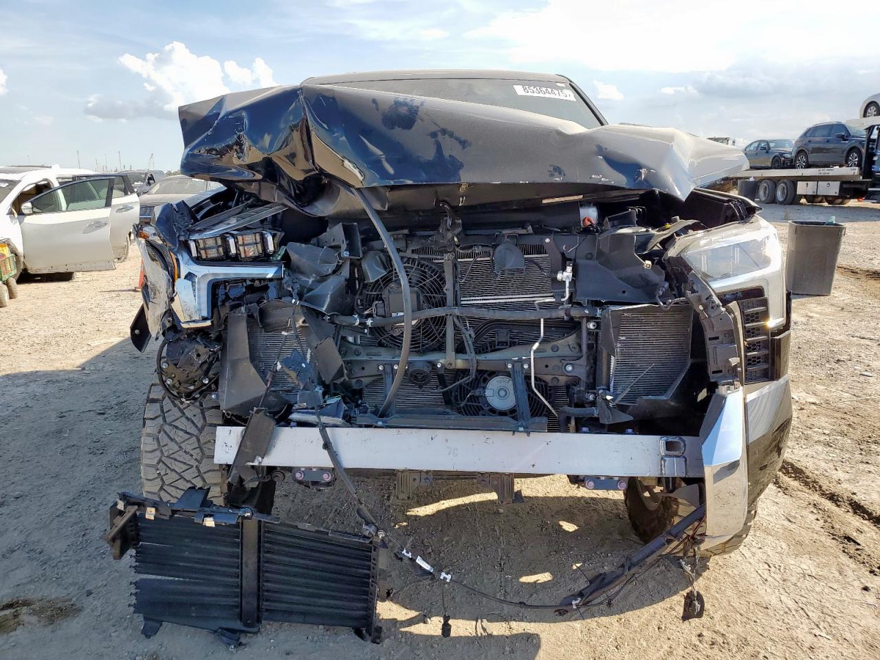 TOYOTA TUNDRA CREWMAX PLATINUM