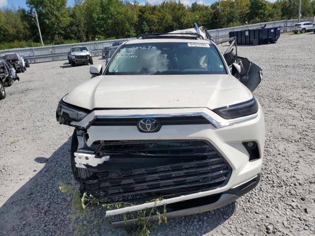 2024 TOYOTA GRAND HIGH - 5TDACAB51RS019810