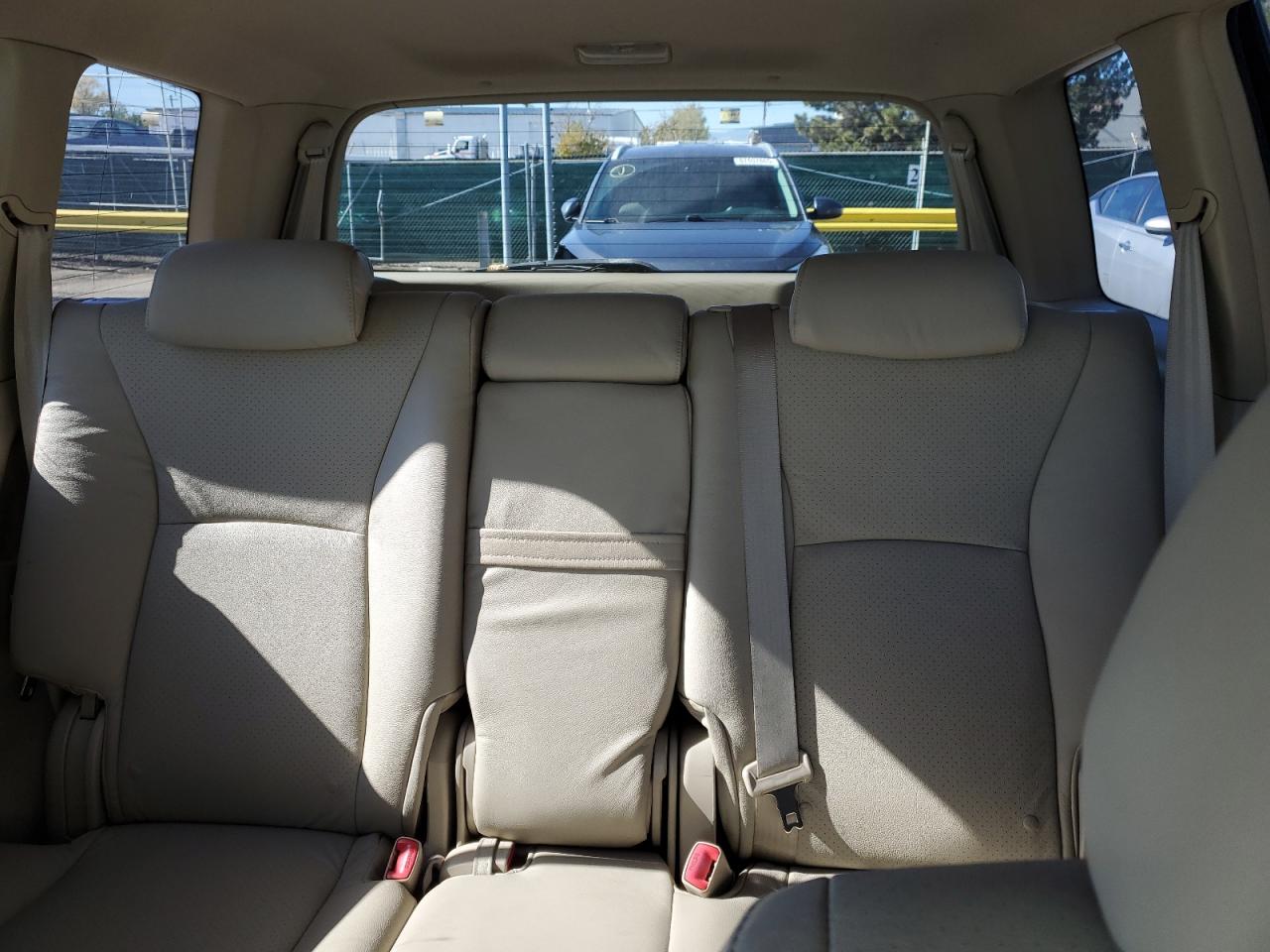 Lot #3281621384 2005 TOYOTA HIGHLANDER