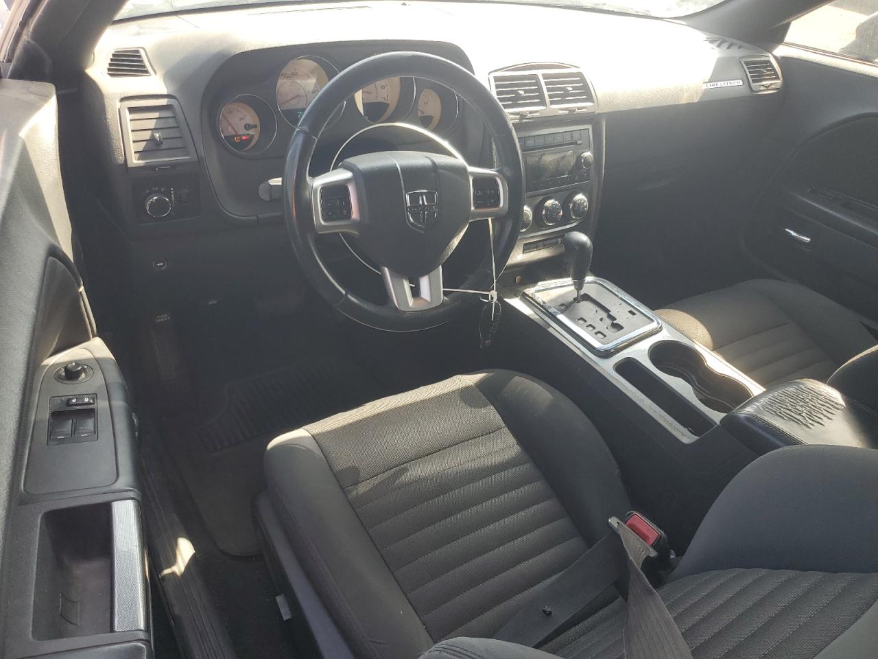 DODGE CHALLENGER SXT