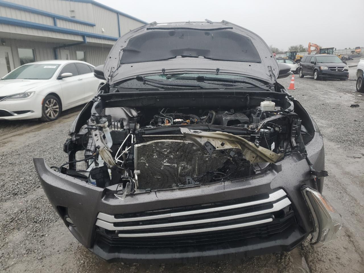 TOYOTA HIGHLANDER SE