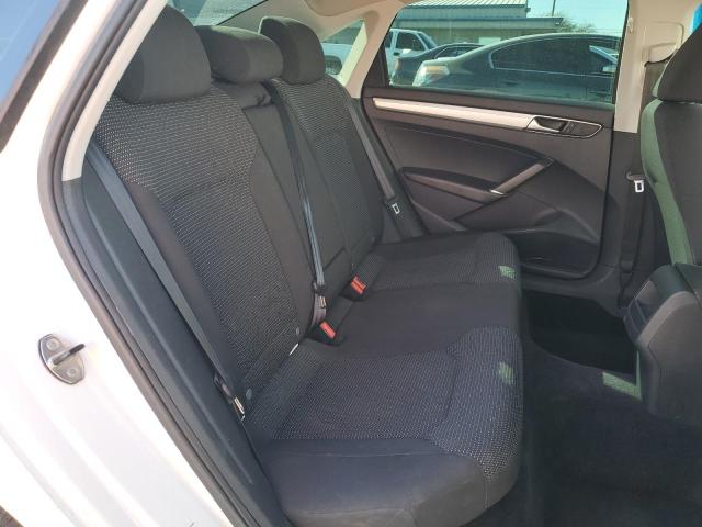 2016 VOLKSWAGEN PASSAT S - 1VWAT7A37GC047013