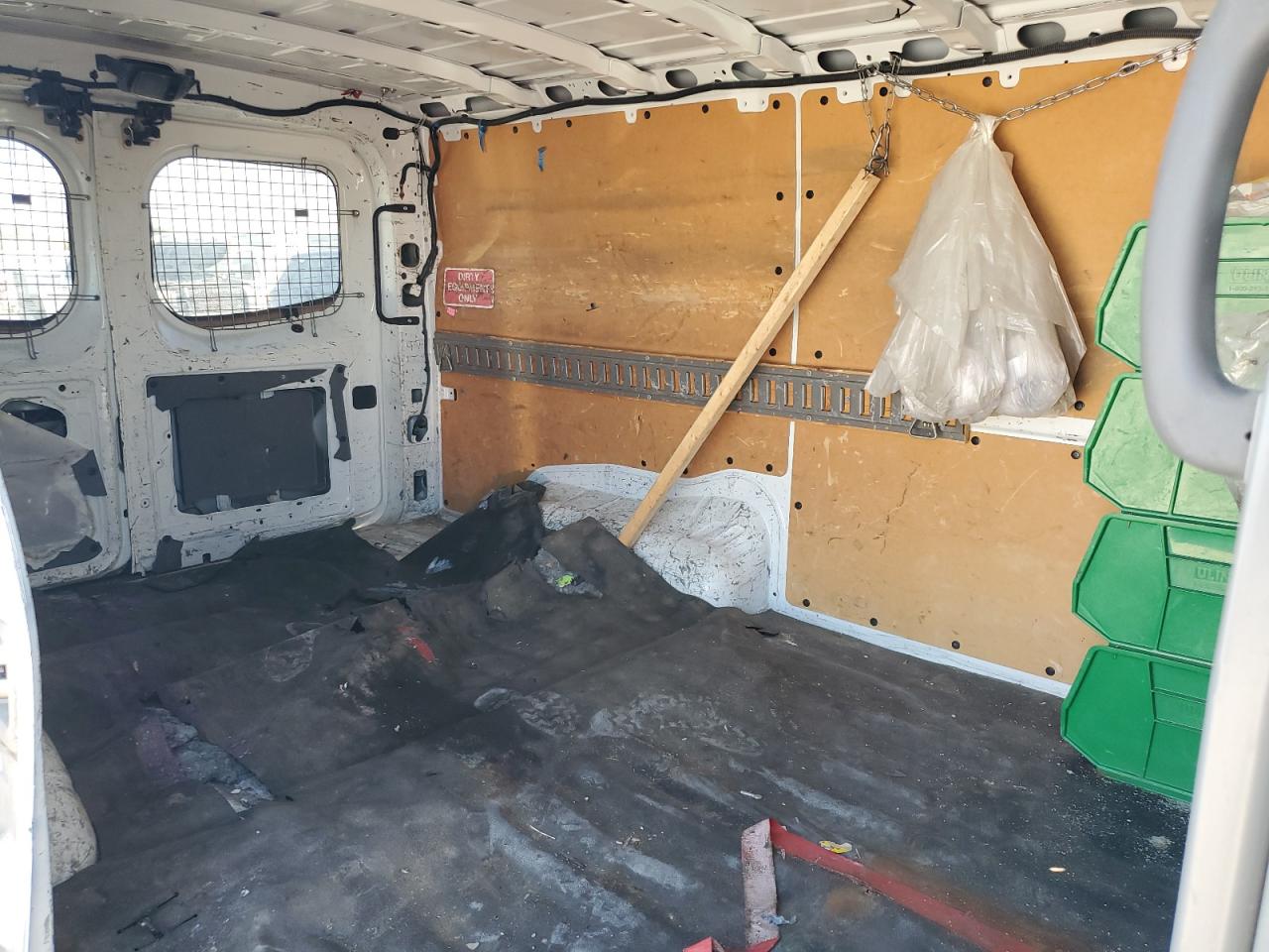 NISSAN NV1500 1500 S