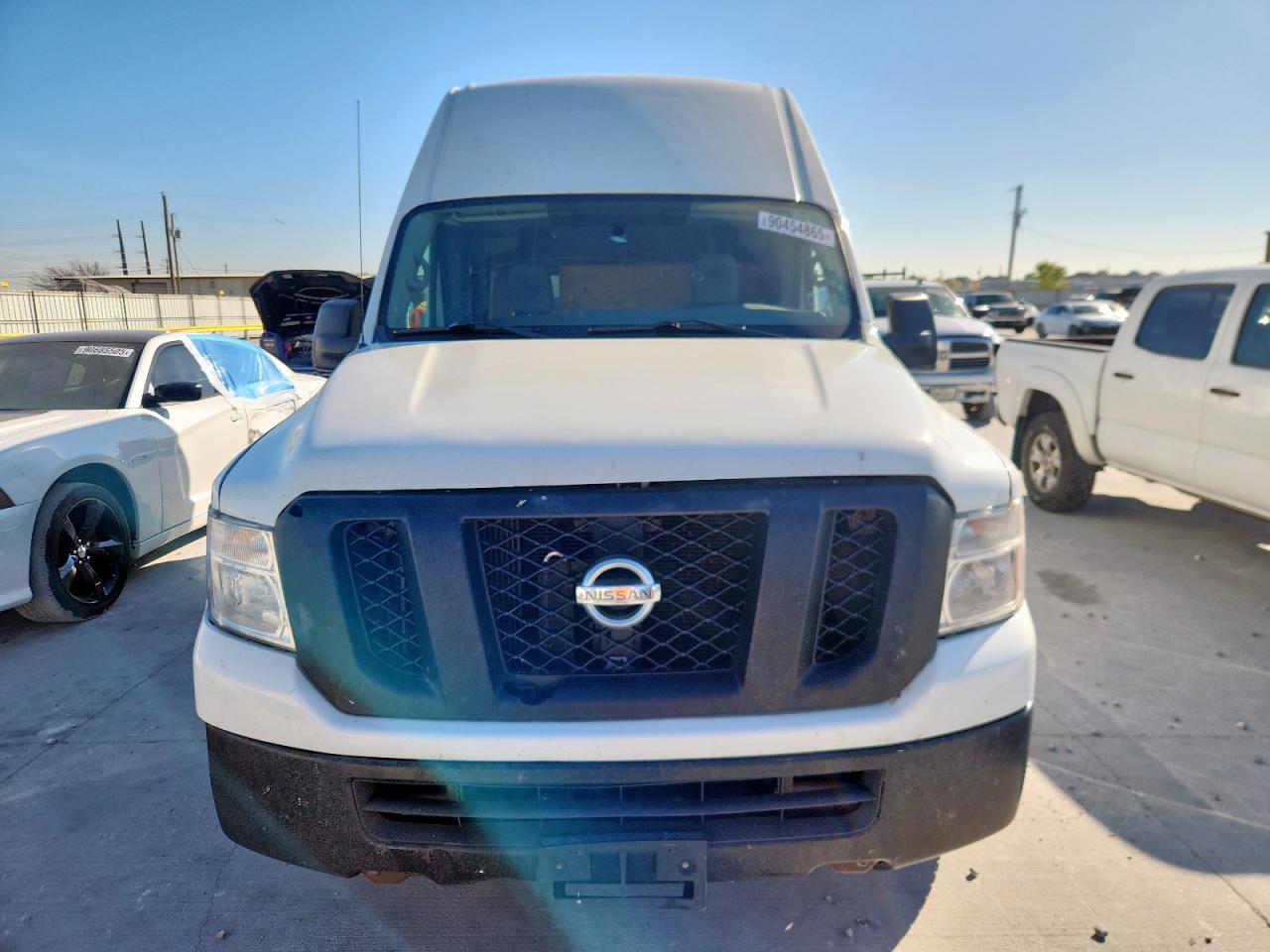 NISSAN NV2500 2500 S