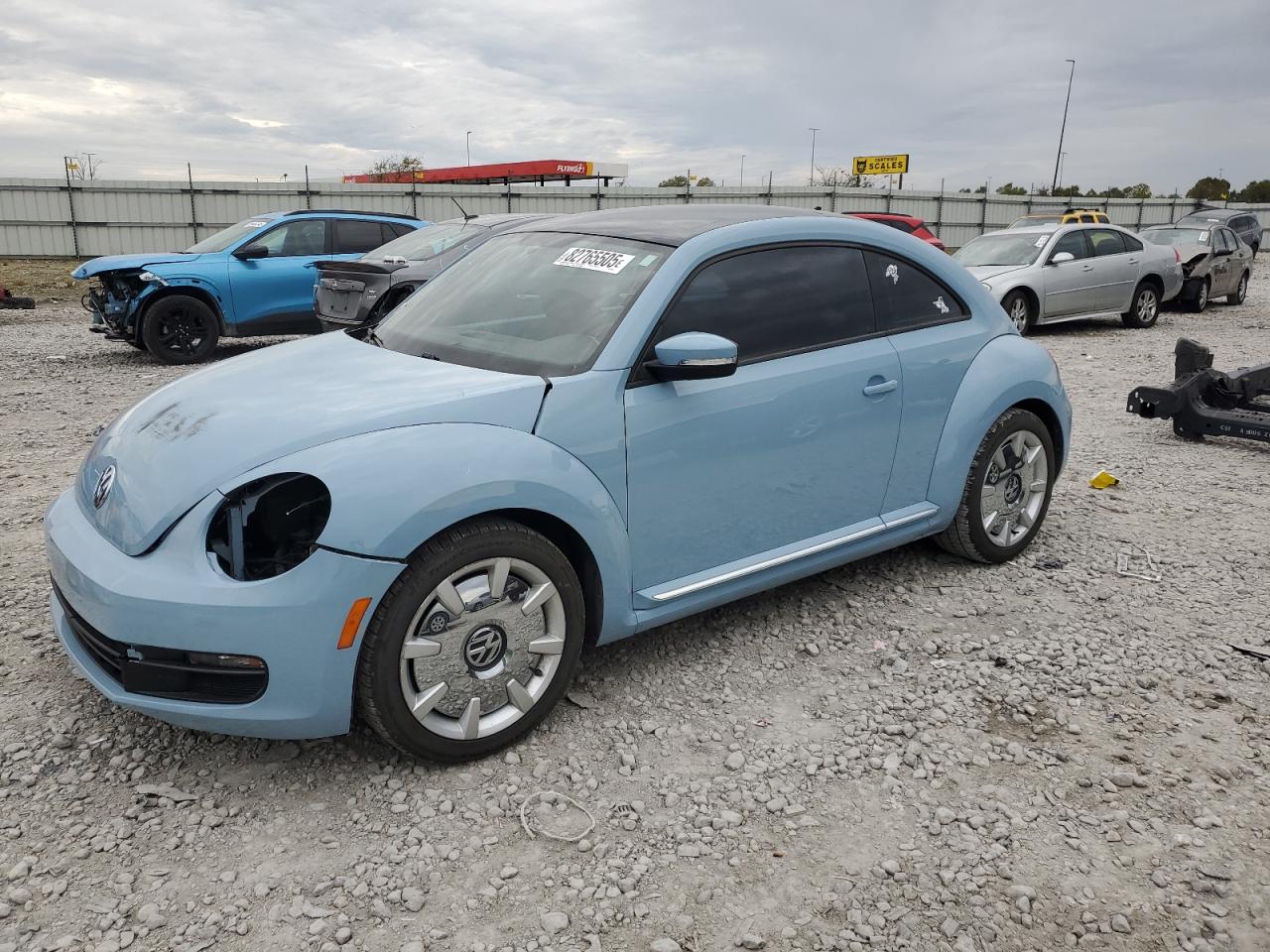 VOLKSWAGEN BEETLE