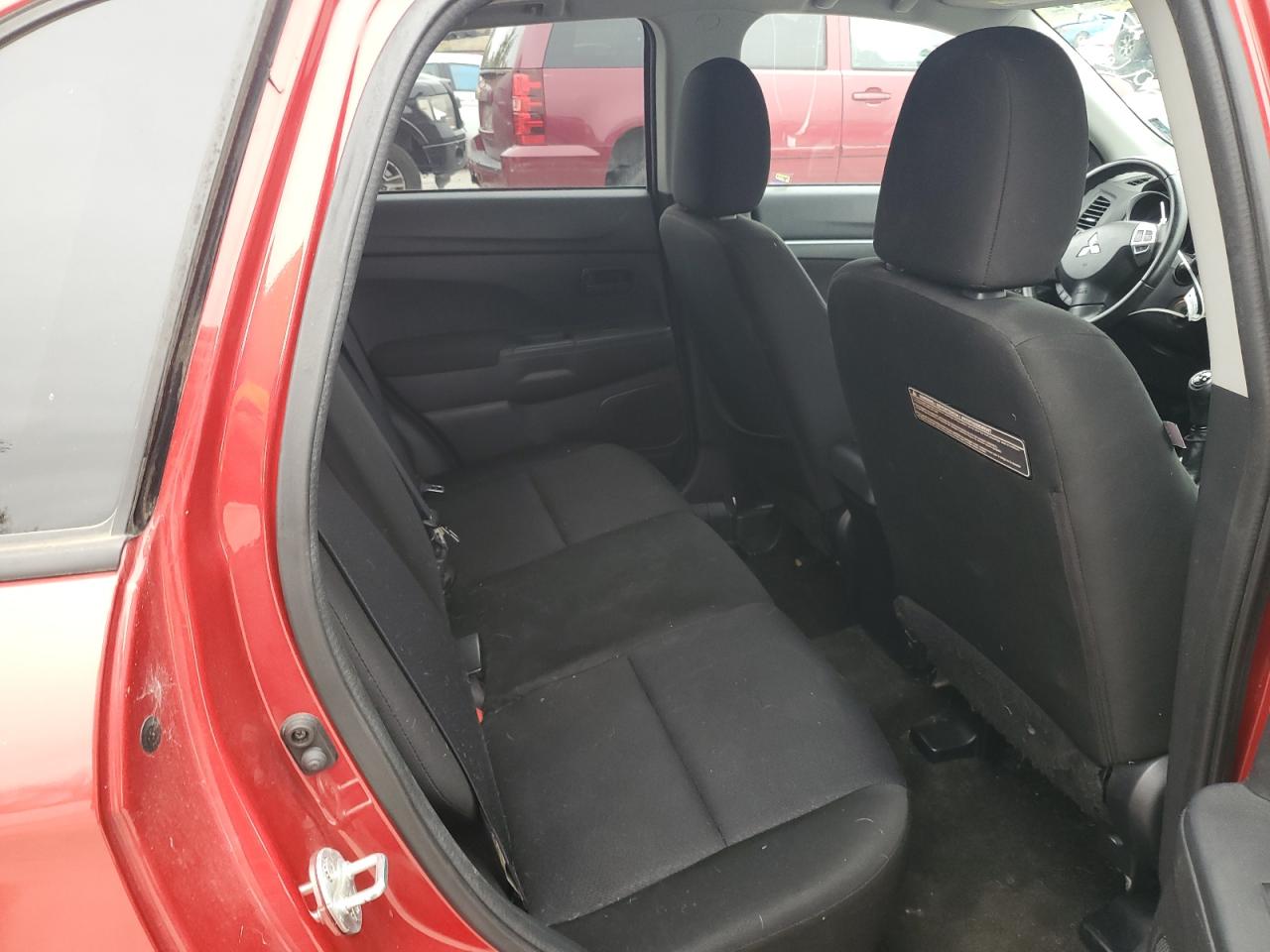 MITSUBISHI OUTLANDER ES