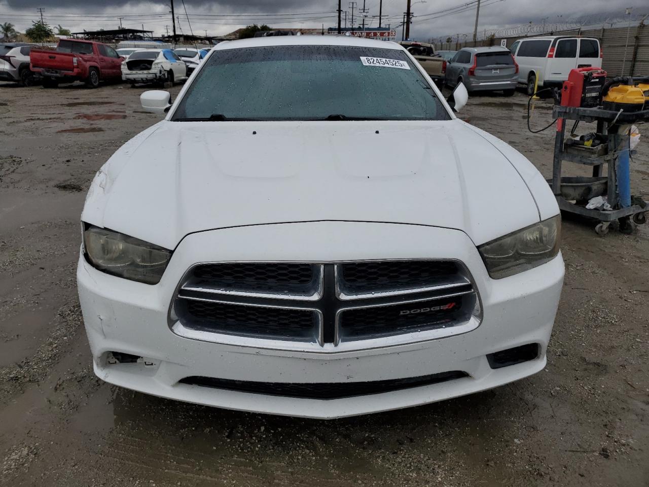DODGE CHARGER SE