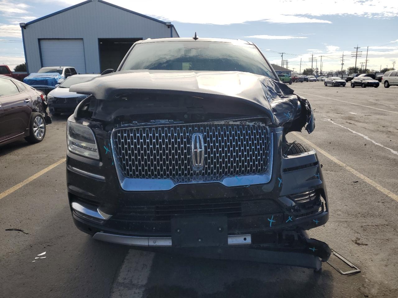 LINCOLN NAVIGATOR RESERVE