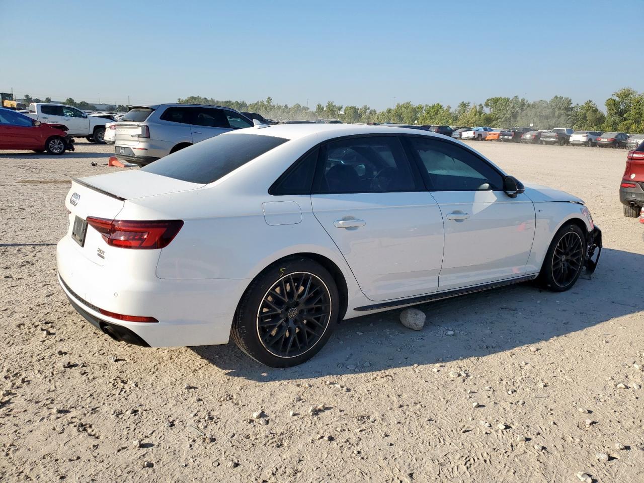 AUDI A4 PREMIUM PLUS