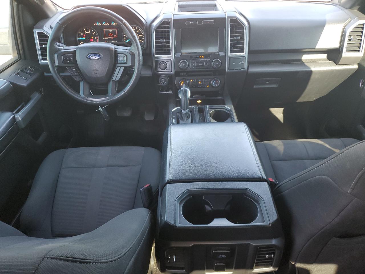 FORD F-150 SUPERCREW