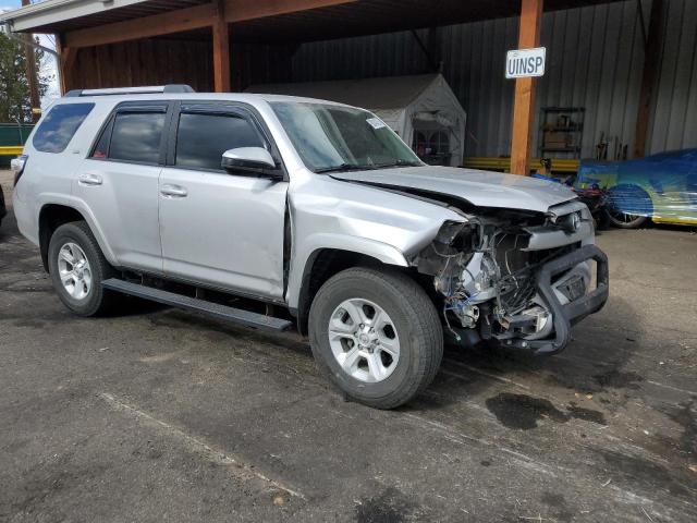 2019 TOYOTA 4RUNNER SR - JTEBU5JR1K5690026