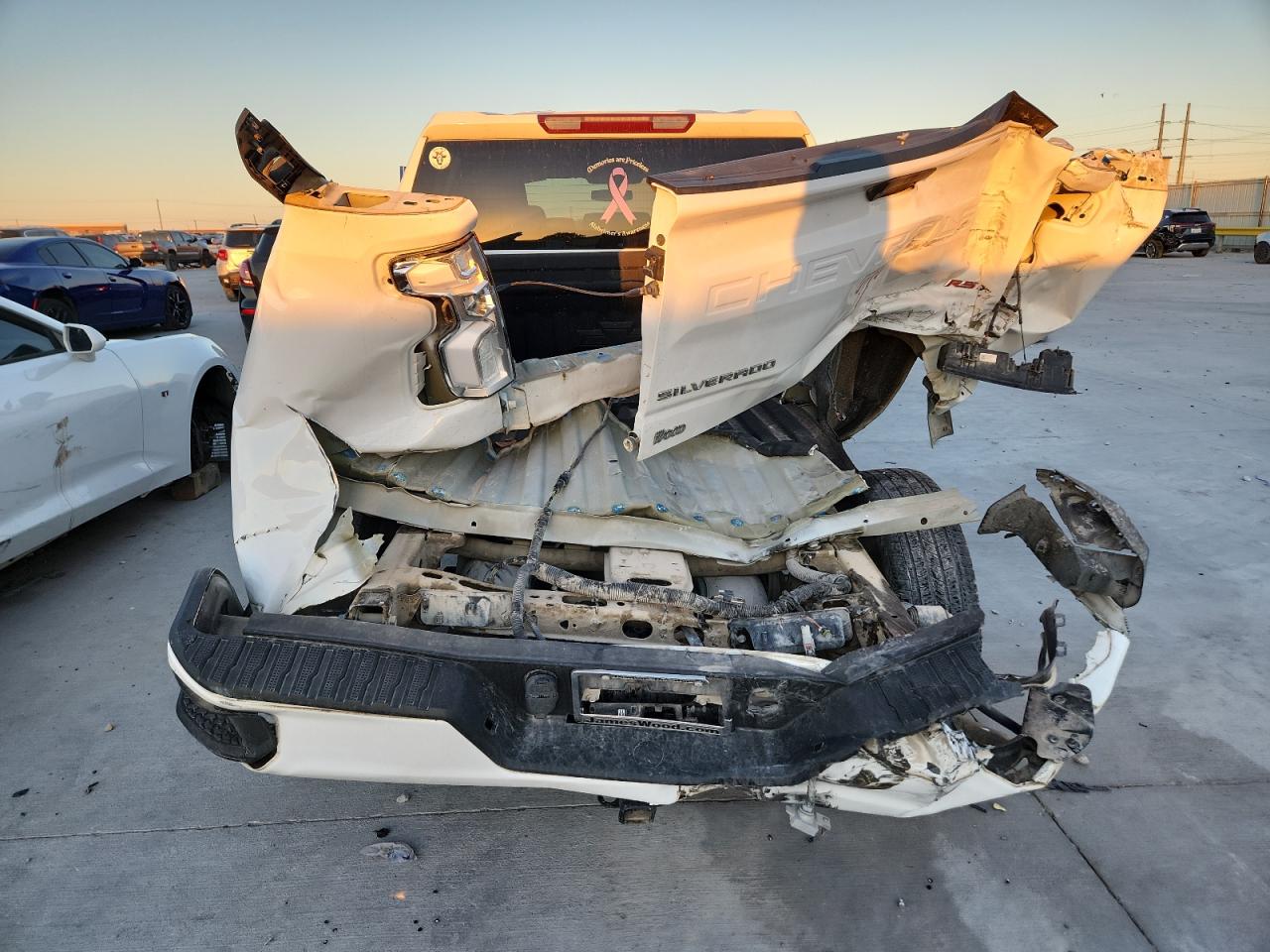 CHEVROLET SILVERADO C1500 RST