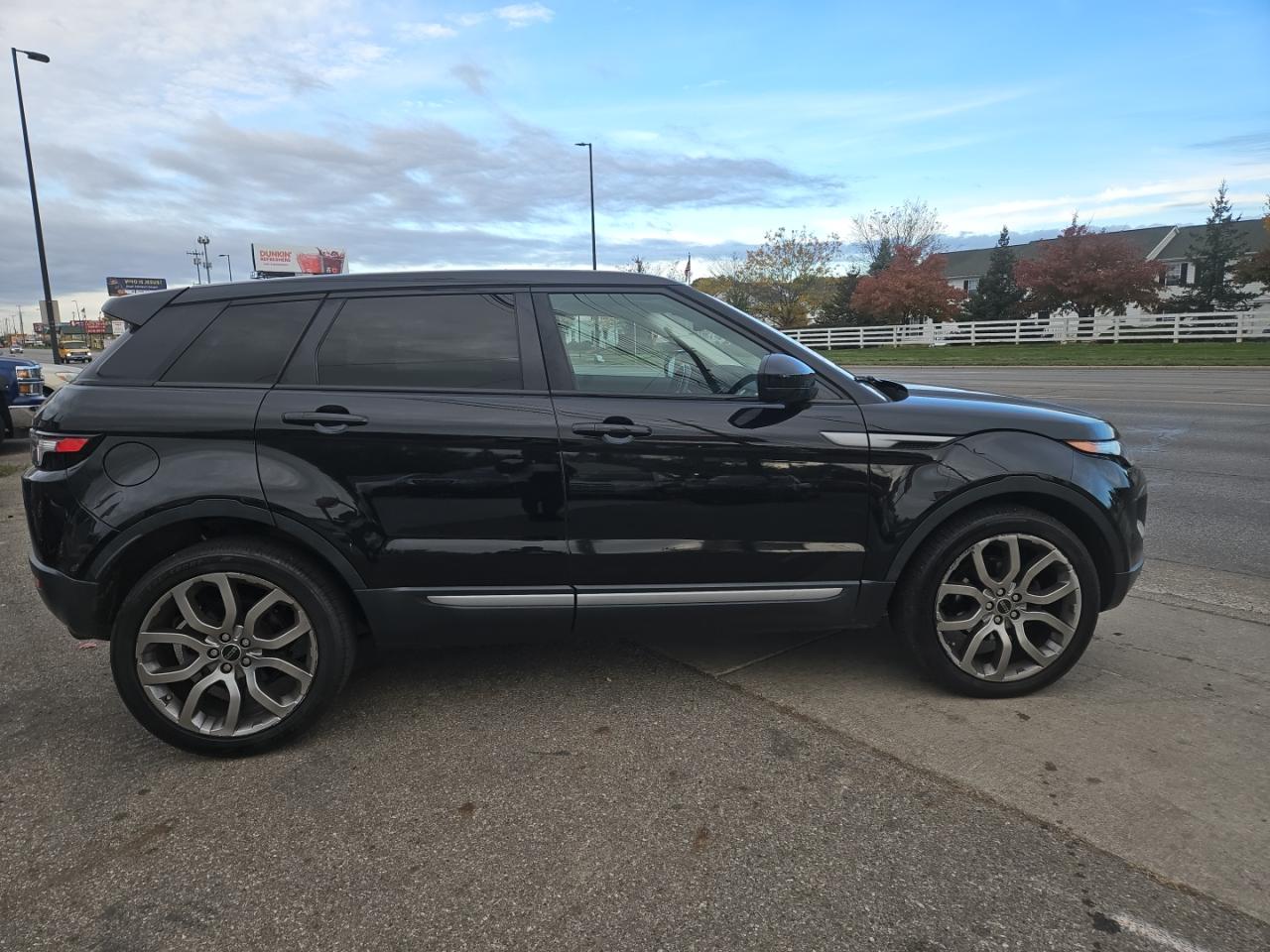 LAND ROVER RANGE ROVER PURE PREMIUM