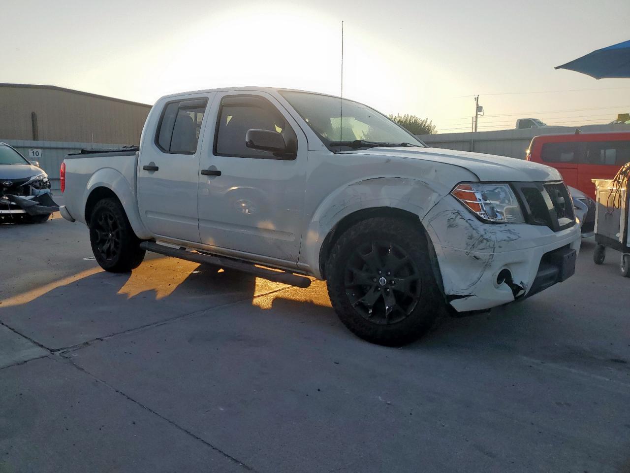 NISSAN FRONTIER S