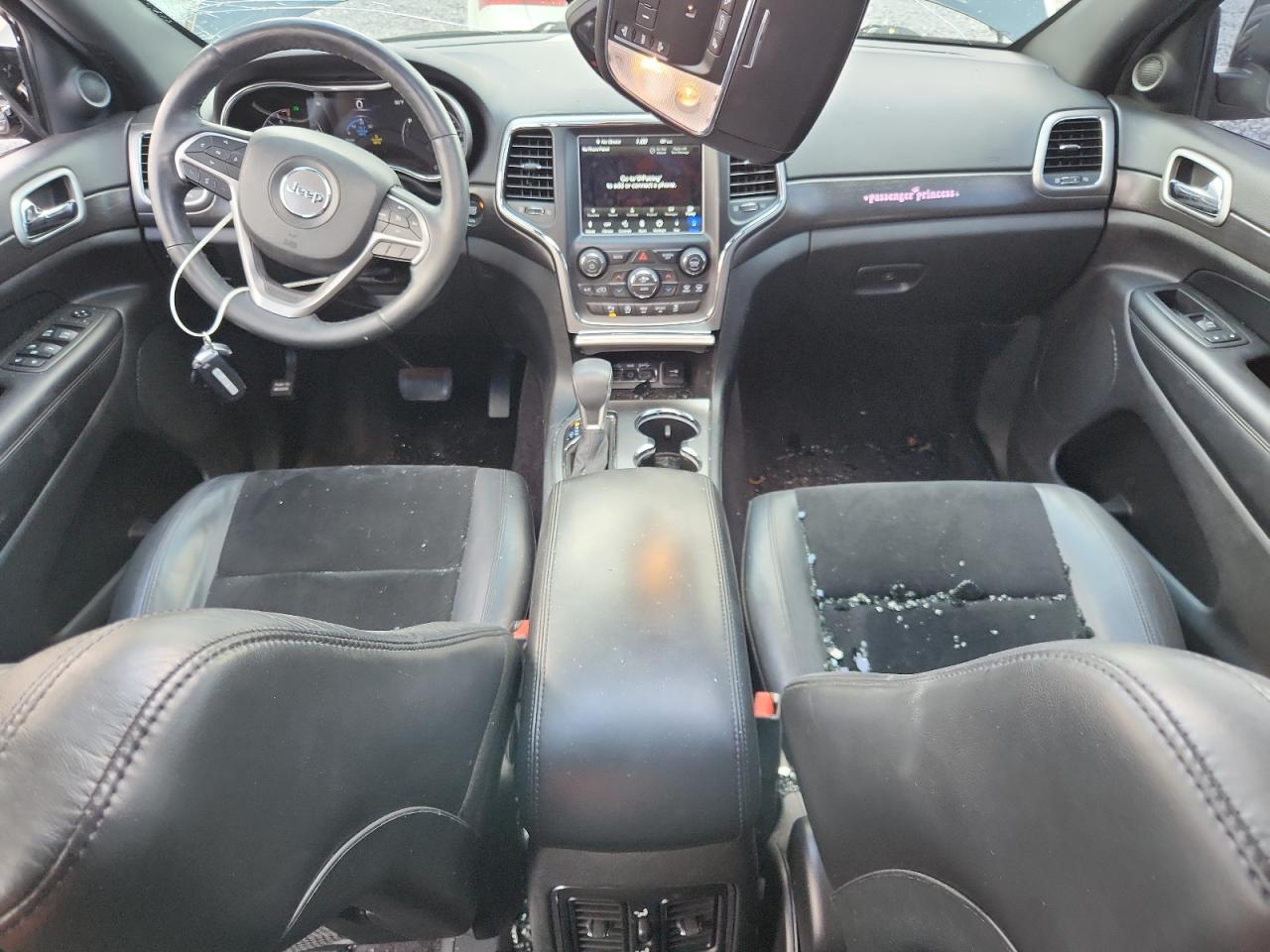 JEEP GRAND CHEROKEE LAREDO