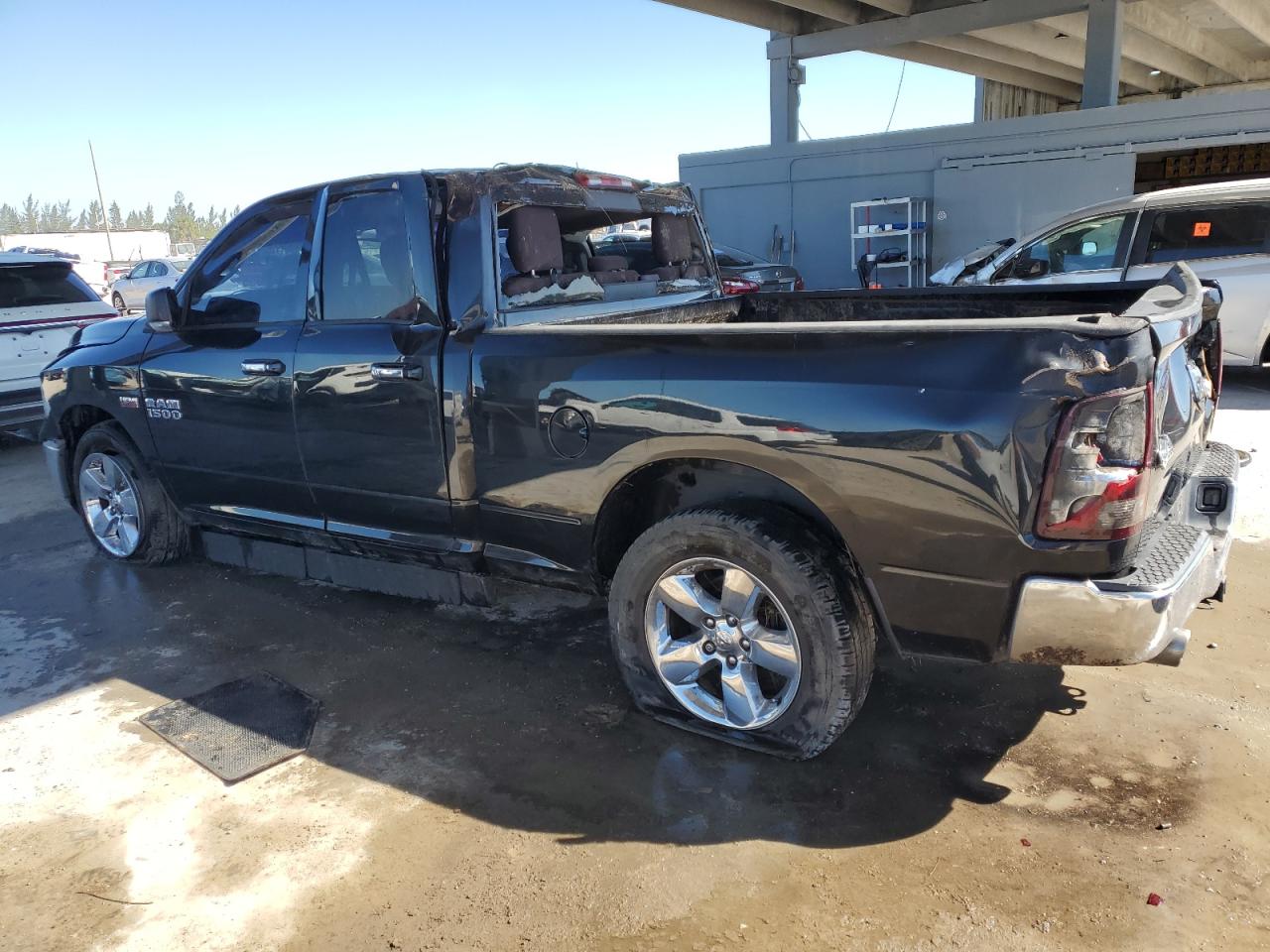 RAM 1500 SLT