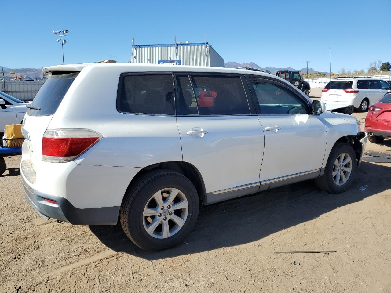 TOYOTA HIGHLANDER BASE