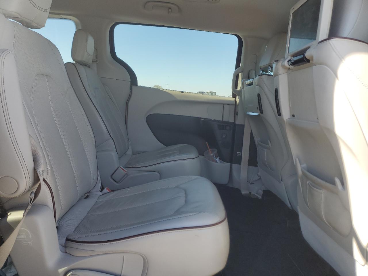 CHRYSLER PACIFICA LIMITED