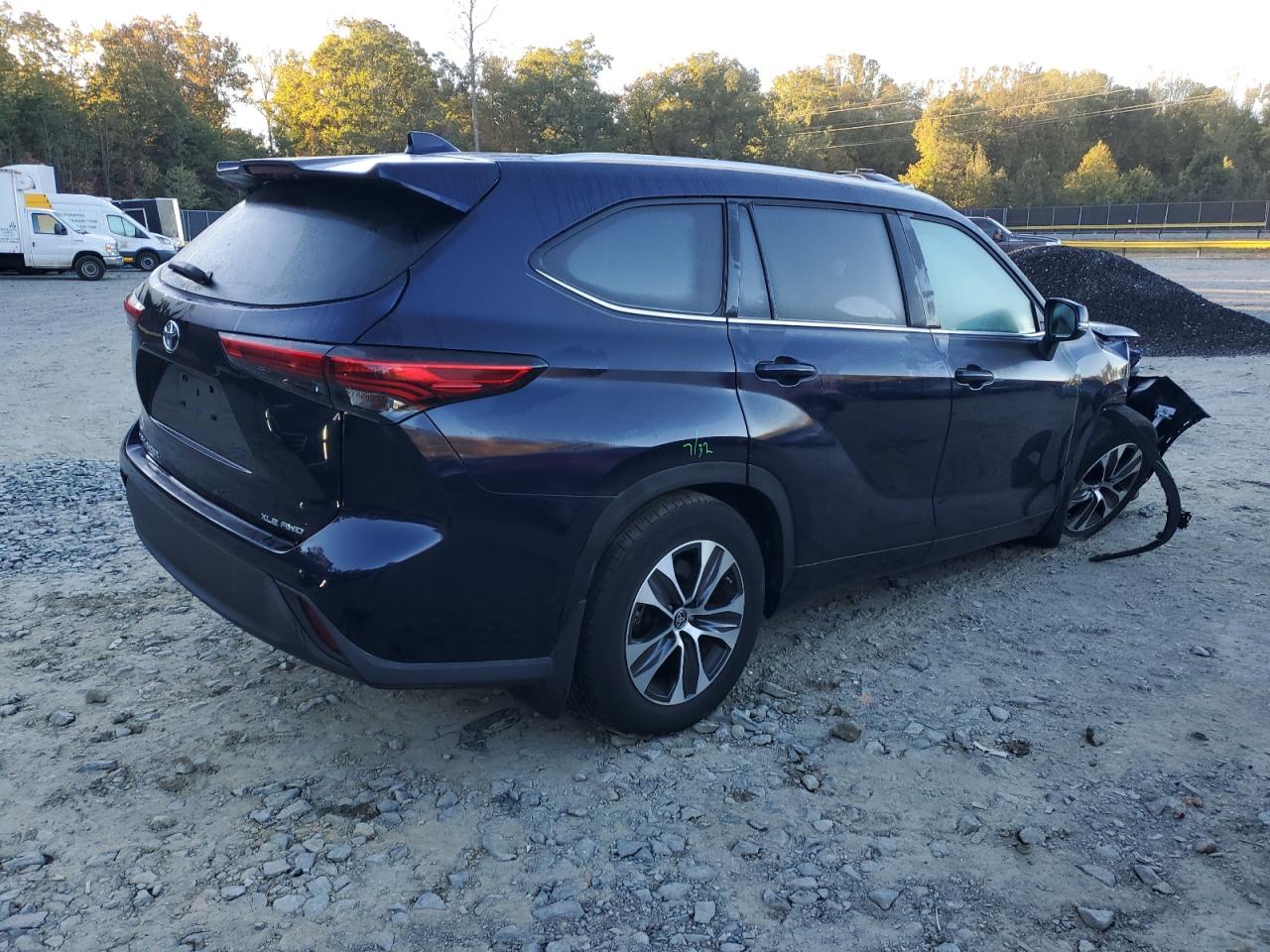 TOYOTA HIGHLANDER XLE