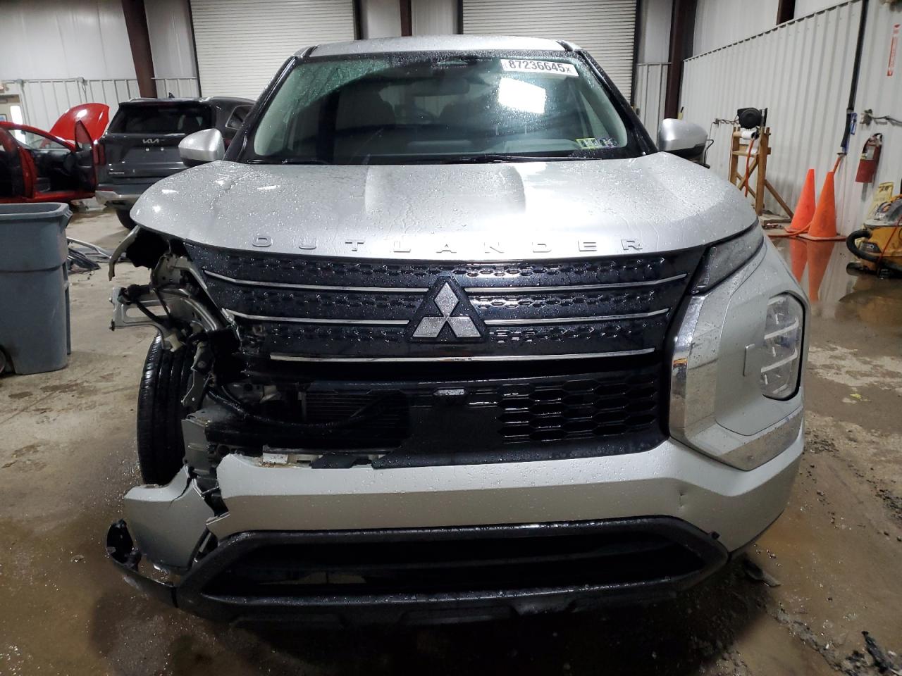 MITSUBISHI OUTLANDER ES