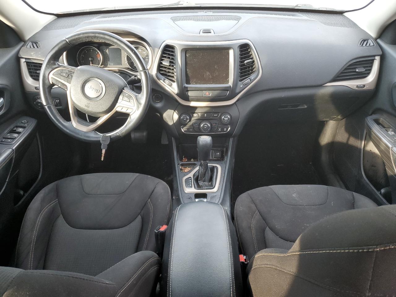 JEEP GRAND CHEROKEE LATITUDE