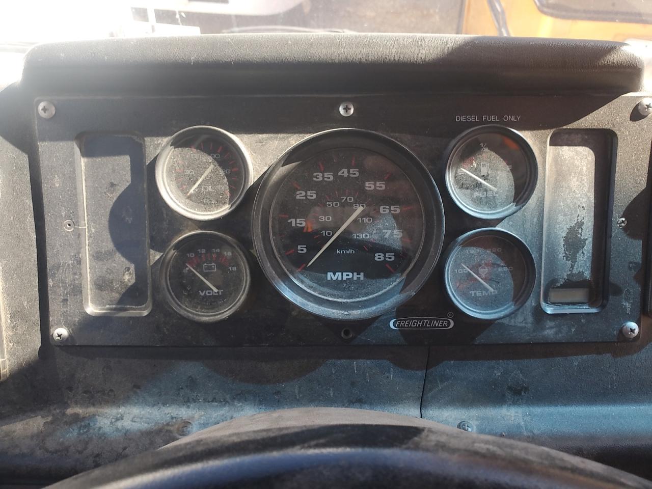 Lot #3290118263 2003 FREIGHTLINER CHASSIS M