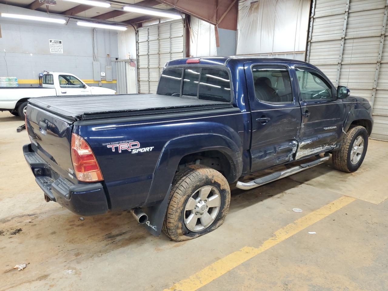 TOYOTA TACOMA DOUBLE CAB