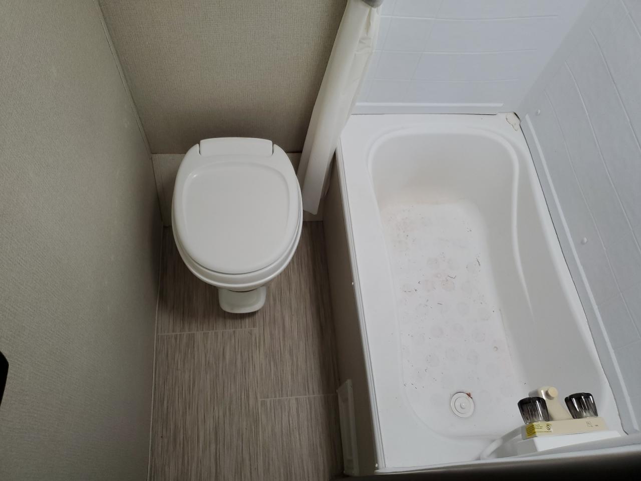 Lot #3277196953 2018 FOREST RIVER AVENGER 26BK