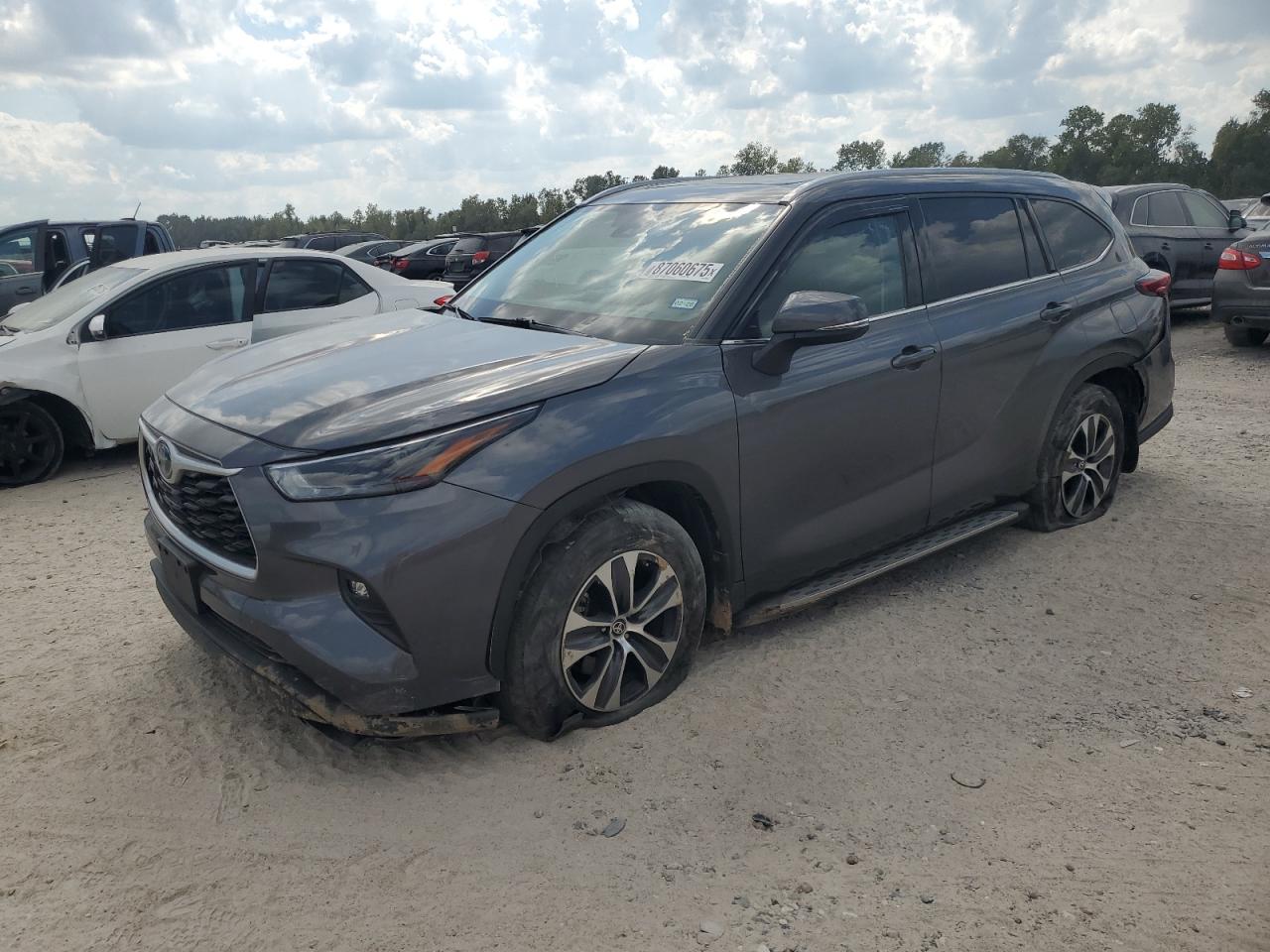 TOYOTA HIGHLANDER HYBRID XLE