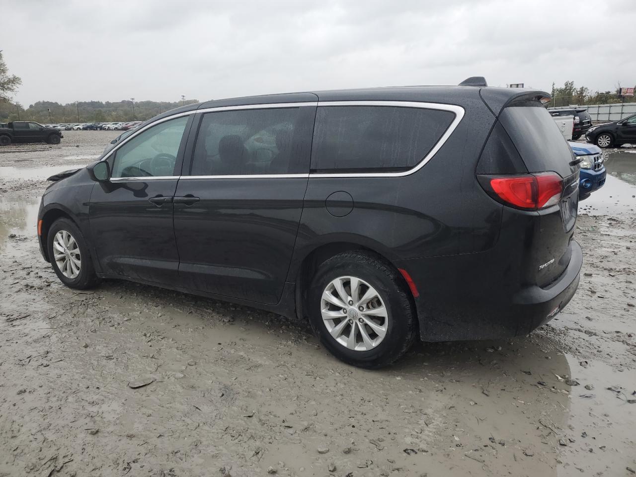 CHRYSLER PACIFICA TOURING
