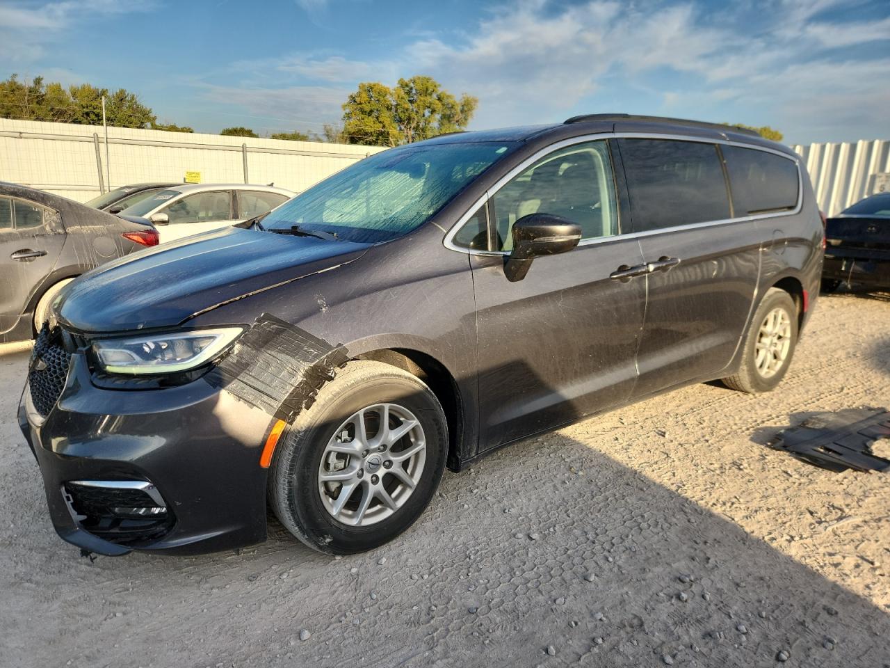 CHRYSLER PACIFICA TOURING L