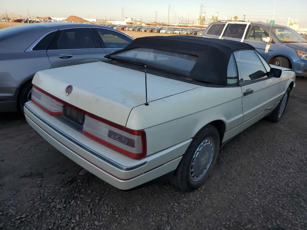 Lot #3298202021 1989 CADILLAC ALLANTE