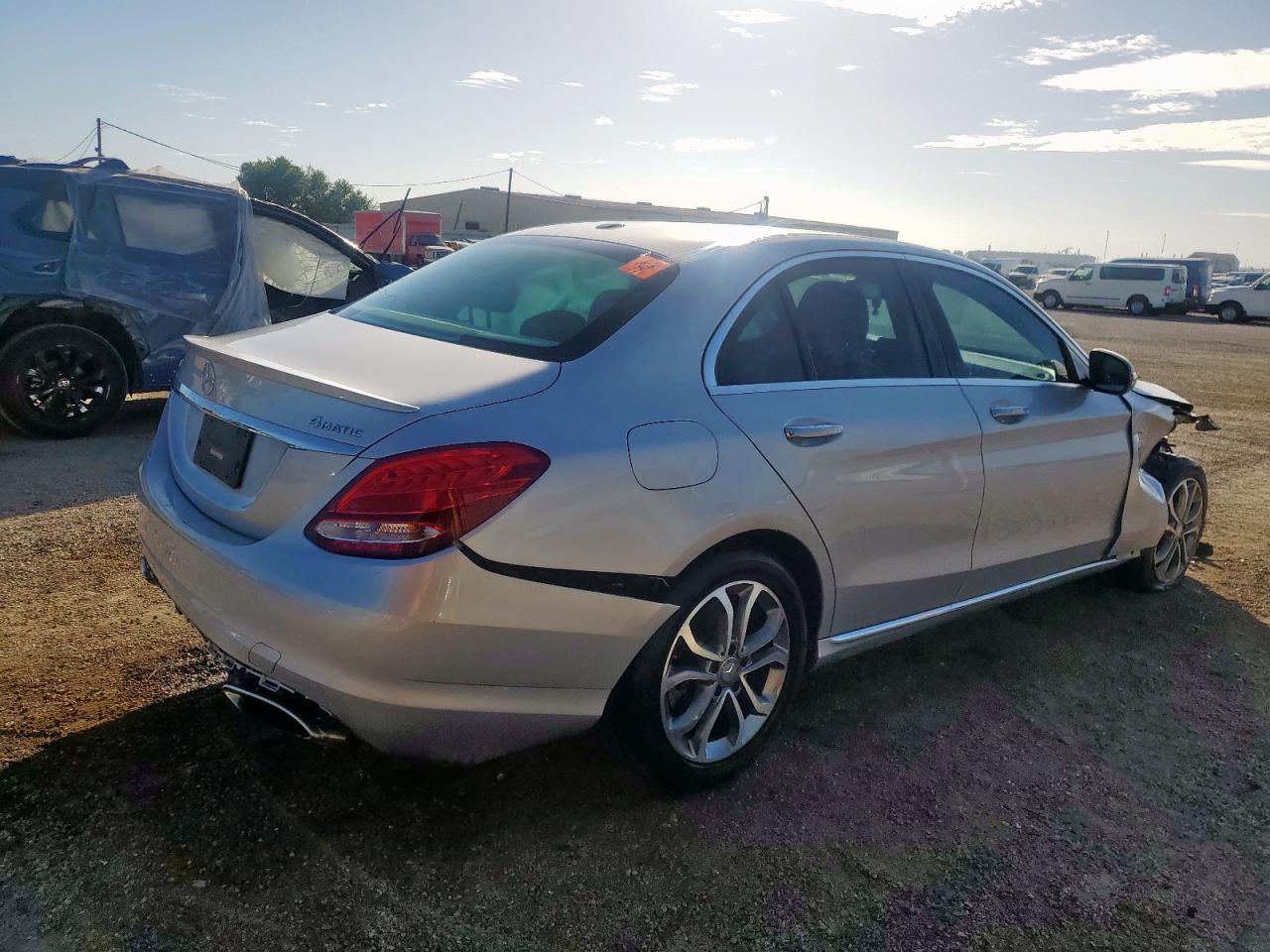 MERCEDES-BENZ C-CLASS 300 4MATIC