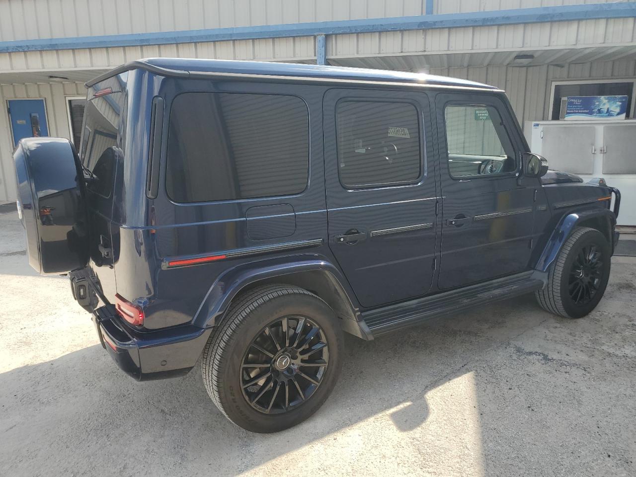 MERCEDES-BENZ G-CLASS 550